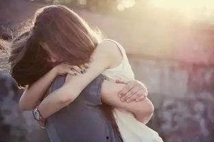 重回过去他却牵手校花,他与校花共赴青春恋曲